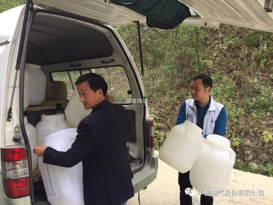 市政协委员韩文兵：热心公益 助力脱贫攻坚(图14)